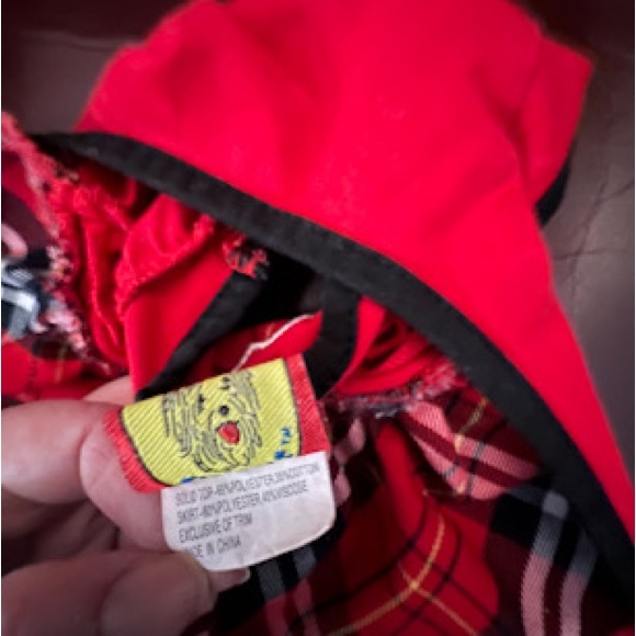 NWOT: Adorable dress for a play dog or real dog that is no more than 2-8 lbs. - Picture 5 of 9